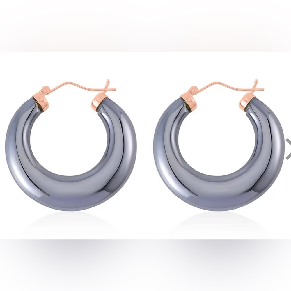 👀 New Terahertz Hoop Earrings in Vermeil Rose Gold
Over Sterling Silver 63.70ct